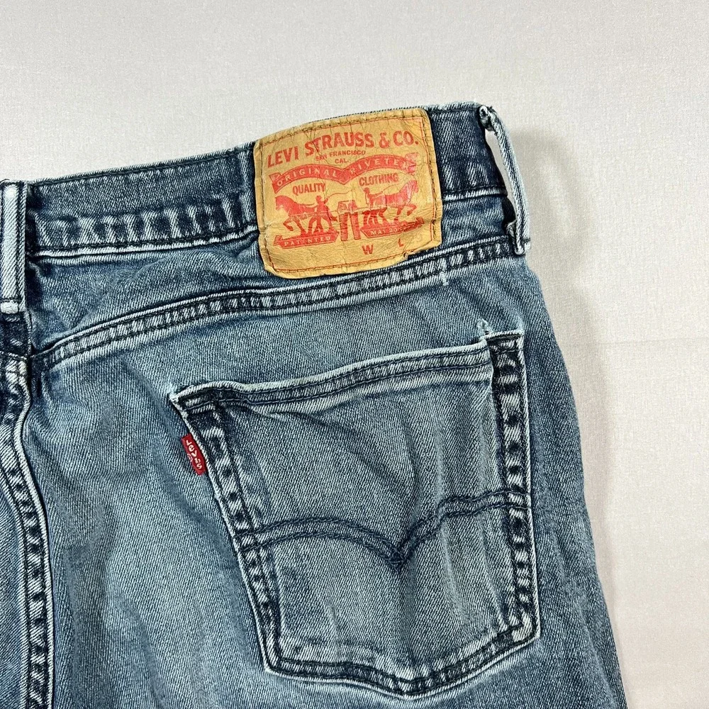 Levi's Straight Leg Jeans Mens 34x29 Blue Denim Medium Wash Low Rise Zip Fly